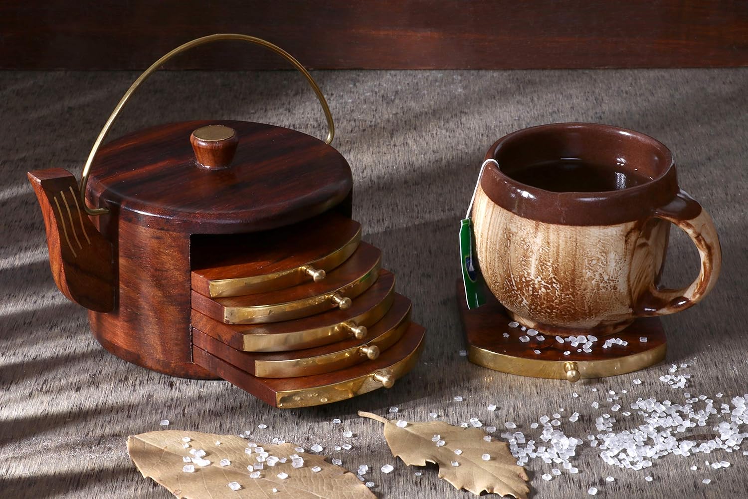 Wooden tea coaster for kettle and teapot use
